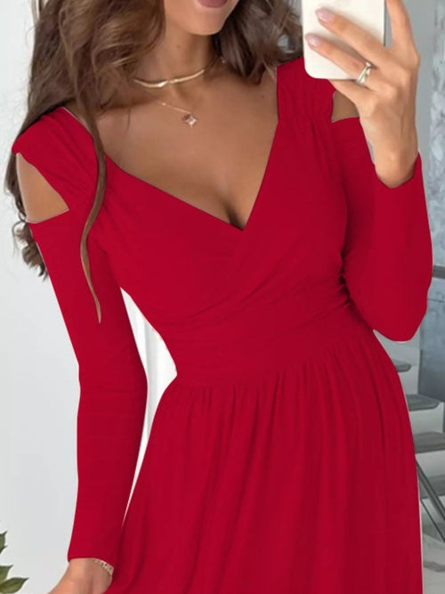 Robe longue fendue à épaules dénudées