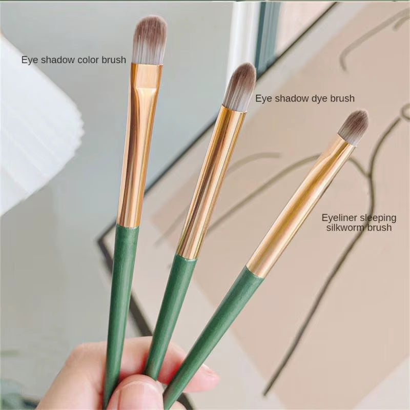 New 3 in 1 Glitter Eyeshadow Highlighter Blush Palette Matte Pearlescent Multifunctional Shimmer Eyes Face Makeup Cosmetics Tool