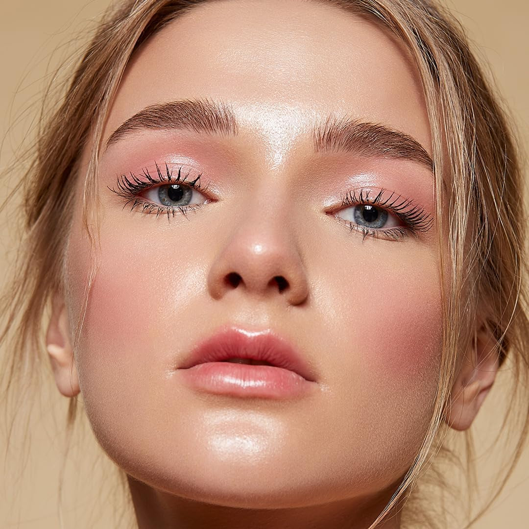 Revolution Pro- Iconic Matte Cream Blush- Wand Stripped Pink | Lightweight Formula |Buildable & Blendable |Soft-Focus Matte Effect |Easy-To-Use Wand Applicator | 15Ml